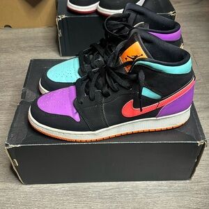 Air Jordan Retro 1 Mid “Candy”